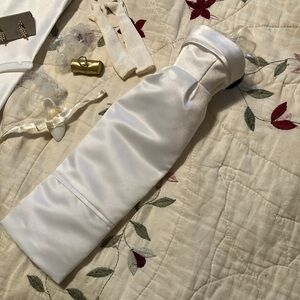 Elegant White Satin Scarf & Strapless Gown Ensemble for Jackie Kennedy 16” Doll